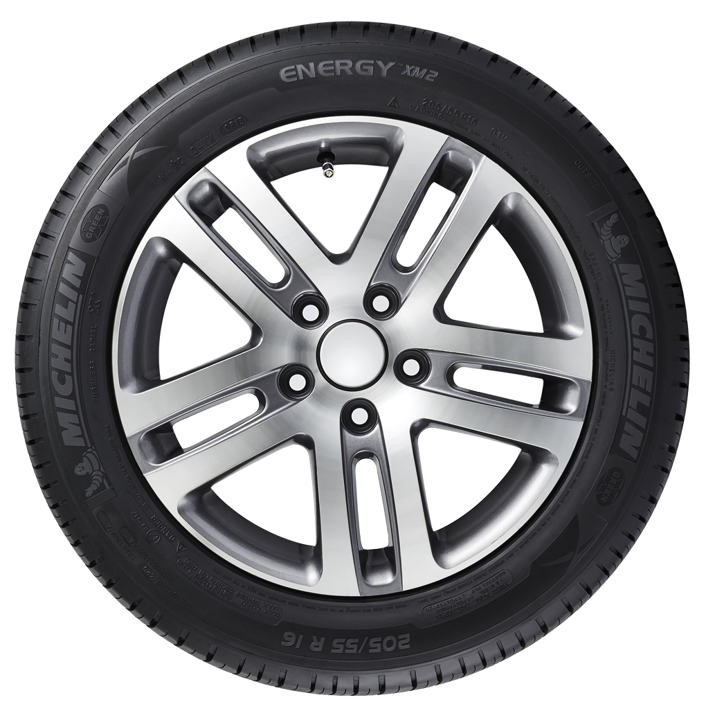 火狐电竞_黄晓明穿粉色衬衣现身意大利 化身行走的荷尔蒙(图4) 火狐电竞平台